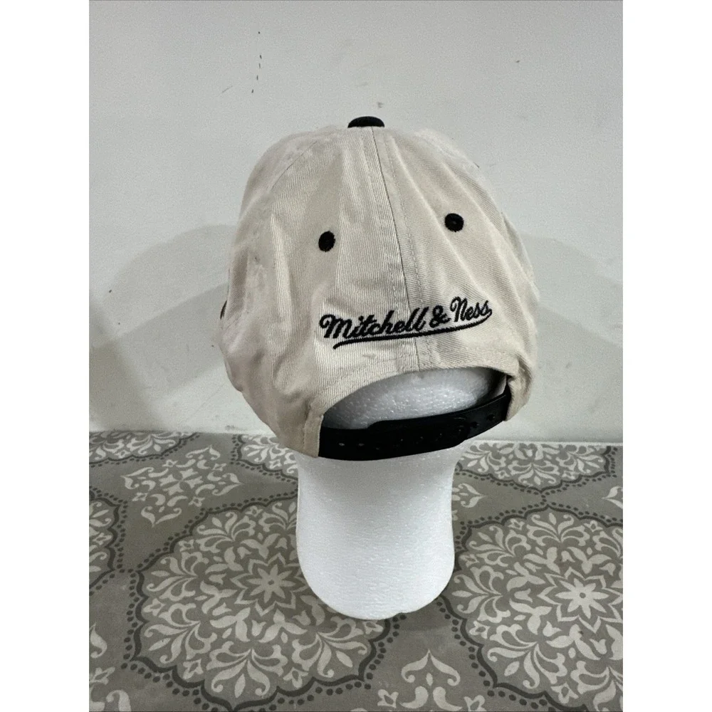 1998 NBA Finals Bulls vs Jazz Mitchell And Ness Adjustable Snapback Cap Hat
